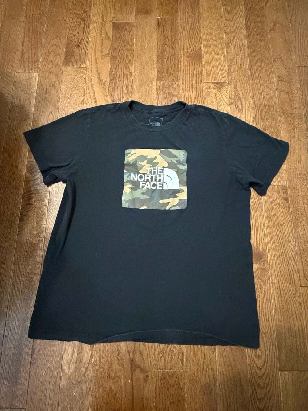The North Face Men's Boxed-In Camo Graphic T-Shirt Black Size Large